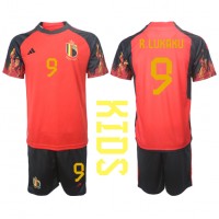 Billiga Belgien Romelu Lukaku #9 Barnkläder Hemma fotbollskläder till baby VM 2022 Kortärmad (+ Korta byxor)